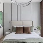 Elegant 2Br Luxury Furnished In Marina Gate 2