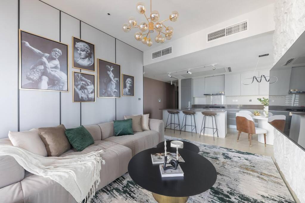 Elegant 2br Luxury Furnished In Marina Gate 2 * Dubai